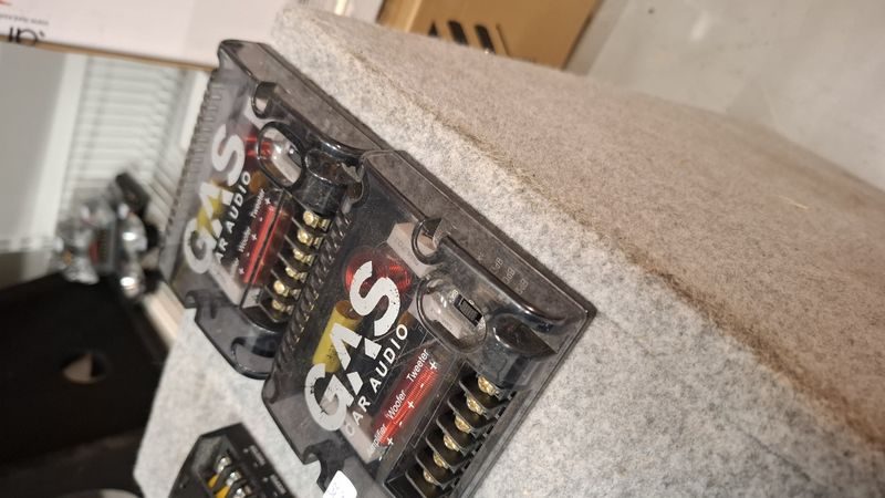 Brukt! GAS Delefilter.  2veis. Selges i par. 