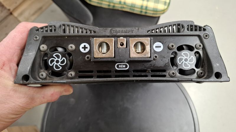 Brukt! Taramps HD8000 8000wRMS i 1ohm, 1x 